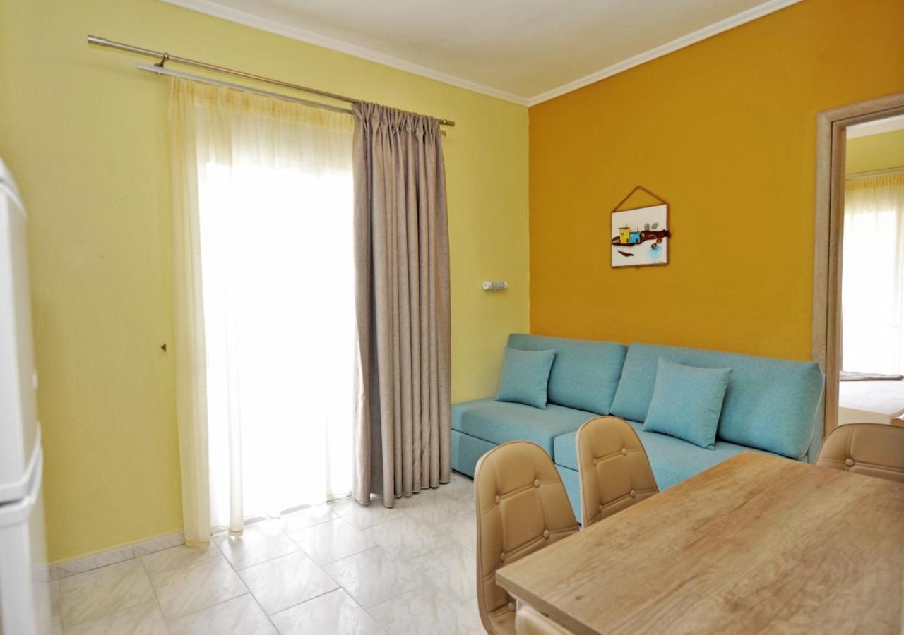 Dionisos Apartments Dioniszíu-part Kültér fotó